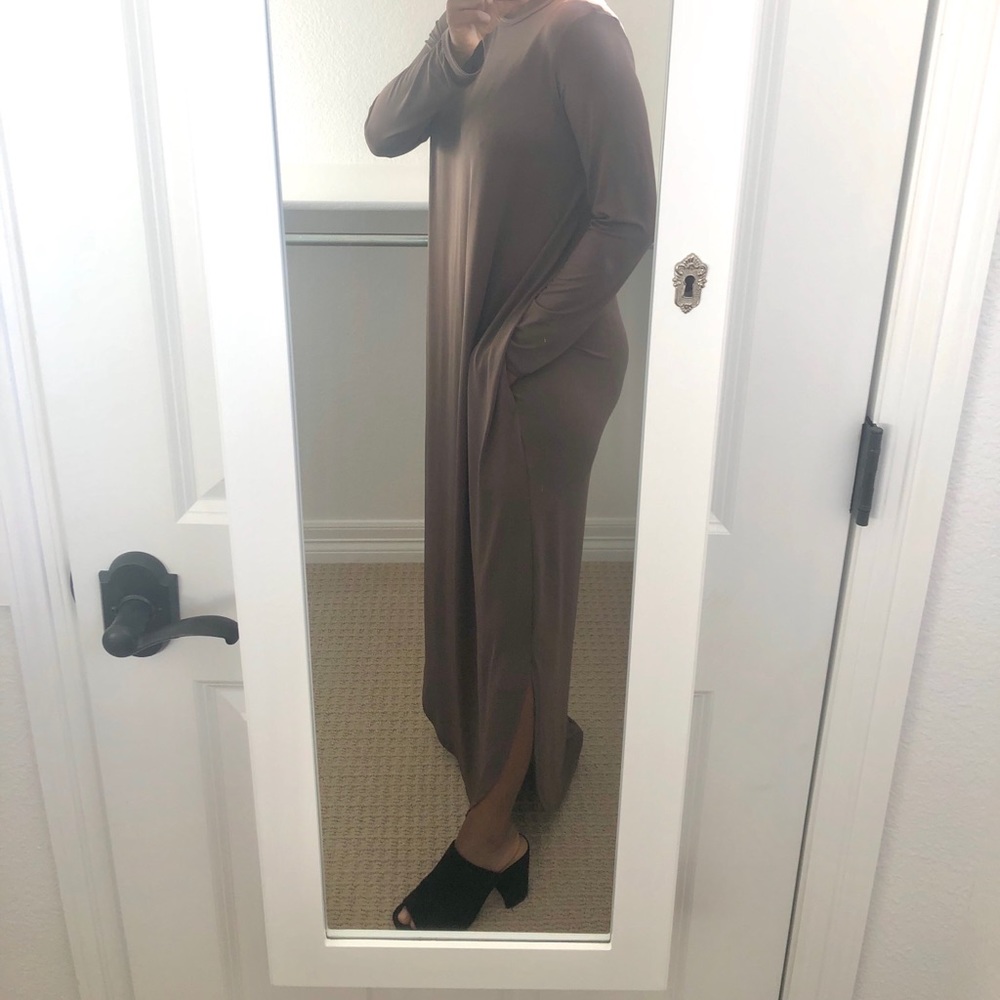 Long sleeved Maxi dress
